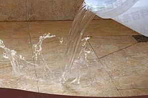 永靖漏水维修 免砸砖防水材料该如何施工